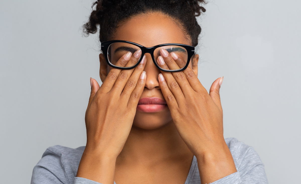 Secchezza oculare, bruciore e arrossamento? Scopri quando il collirio può davvero aiutare