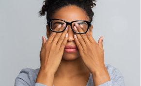 Secchezza oculare, bruciore e arrossamento? Scopri quando il collirio può davvero aiutare