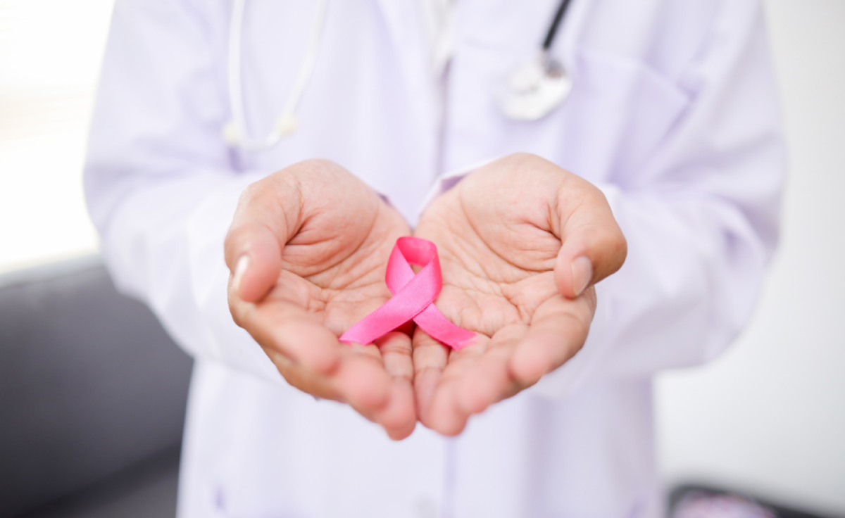 Prevenzione del tumore al seno, visite ed esami da non trascurare