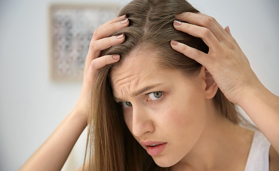 Tutto quello che devi sapere sulla caduta dei capelli