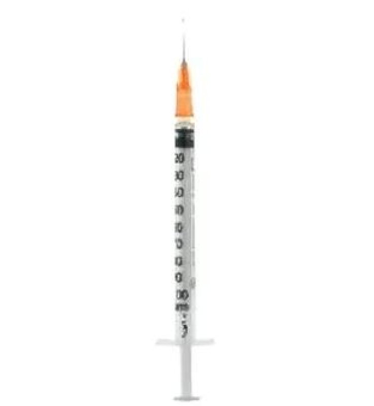 SIRINGA PER INSULINA EXTRAFINE 1ML 100 UI AGO REMOVIBILE 26GAUGE 0,45X12 MM 1 PEZZO